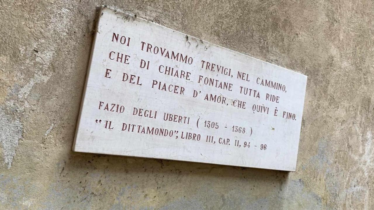 Do Pomi Suite Treviso Bagian luar foto