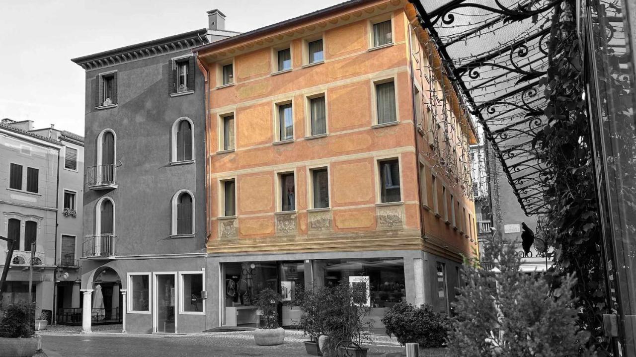 Do Pomi Suite Treviso Bagian luar foto